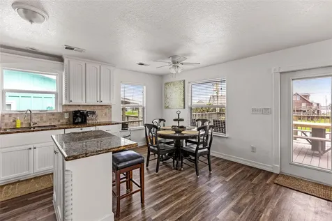 2815 Blue Water Highway Surfside Beach TX 77541