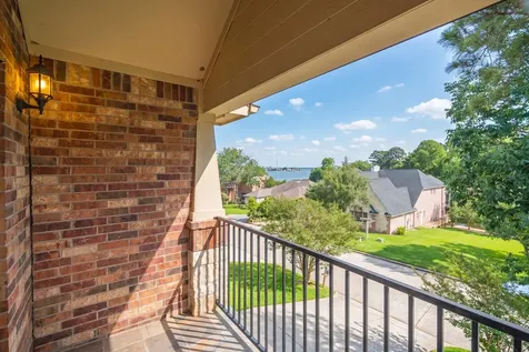 13302 Hidden Valley Drive Montgomery TX 77356