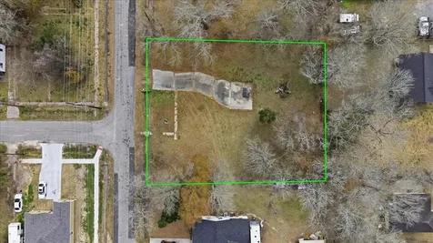 3185 Renaud Street Beaumont TX 77703