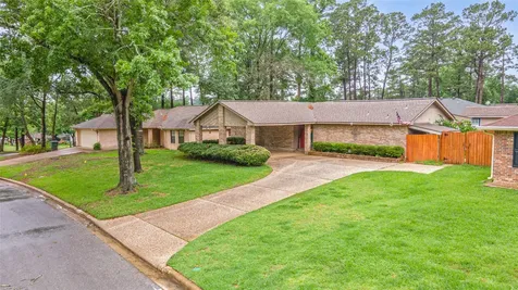 412 Burning Tree Drive Huntsville TX 77340