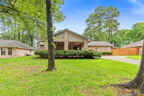 412 Burning Tree Drive Huntsville TX 77340