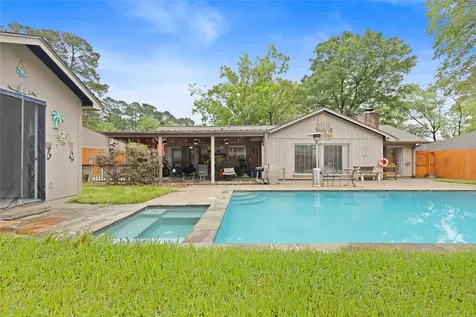 412 Burning Tree Drive Huntsville TX 77340