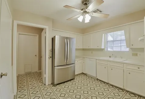419 S Starboard Street Crosby TX 77532