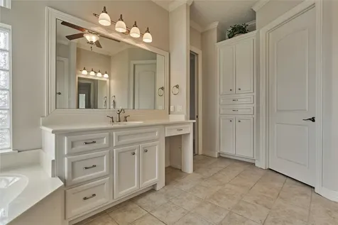 12336 Oak Bend Circle Conroe TX 77304