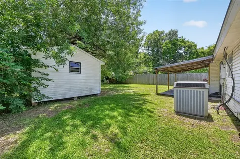 602 Parkway Street Baytown TX 77520