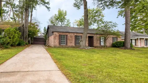 2027 Whispering Springs Drive Spring TX 77373