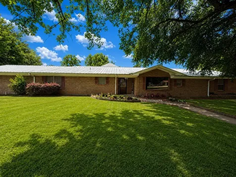 416 W Division Street Jewett TX 75846