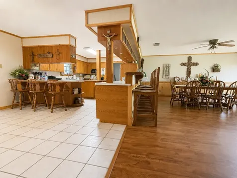 416 W Division Street Jewett TX 75846