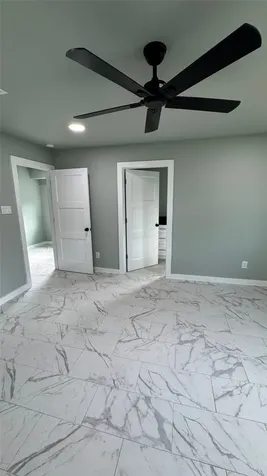 121 S 10th Street B Conroe TX 77301