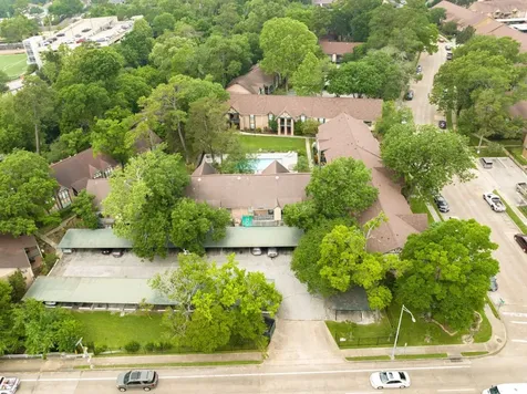 8229 Kingsbrook Road 229 Houston TX 77024