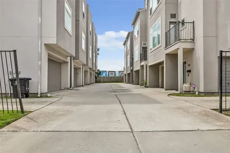 1310 Roberts Street Houston TX 77003