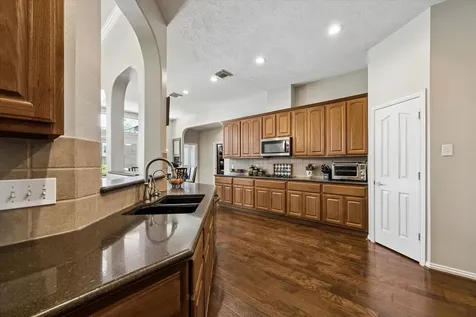 803 Woodcrest Drive Friendswood TX 77546