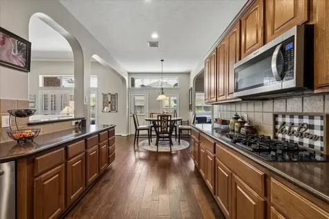 803 Woodcrest Drive Friendswood TX 77546