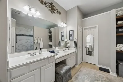 803 Woodcrest Drive Friendswood TX 77546