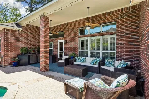 803 Woodcrest Drive Friendswood TX 77546