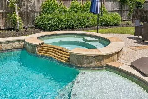 803 Woodcrest Drive Friendswood TX 77546