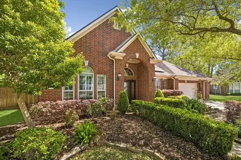 803 Woodcrest Drive Friendswood TX 77546