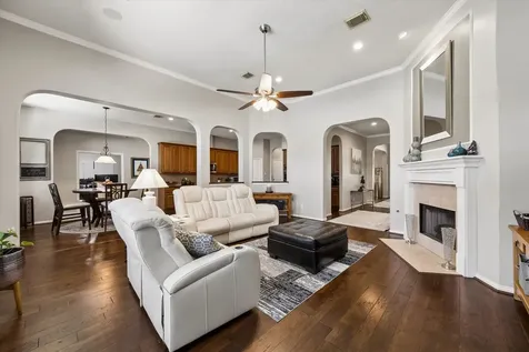 803 Woodcrest Drive Friendswood TX 77546
