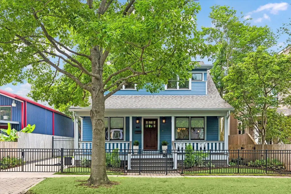 943 Columbia Street Houston TX 77008