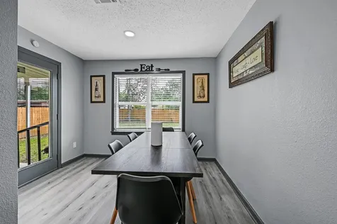 4406 Edison Street Houston TX 77009