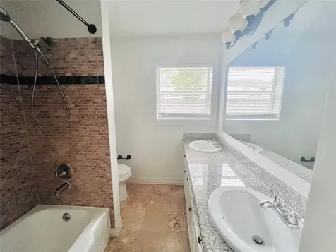 1910 Huge Oaks Street Houston TX 77055