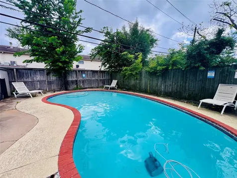 1910 Huge Oaks Street Houston TX 77055