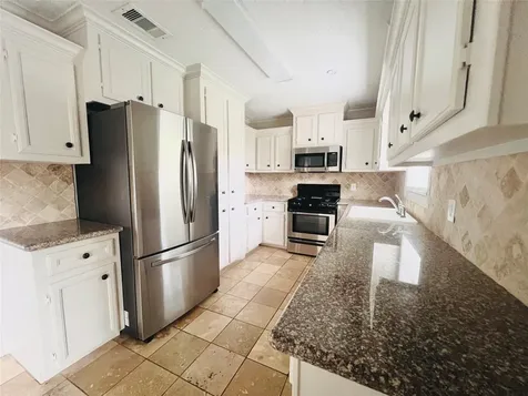 1910 Huge Oaks Street Houston TX 77055