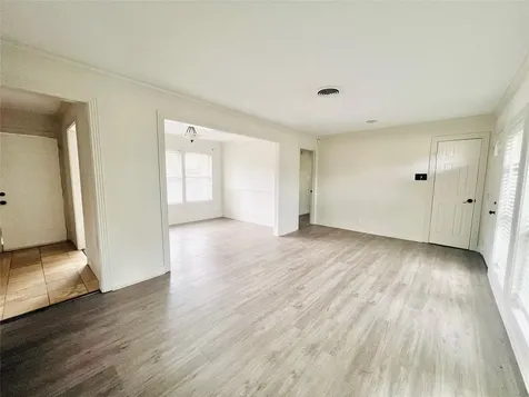 1910 Huge Oaks Street Houston TX 77055