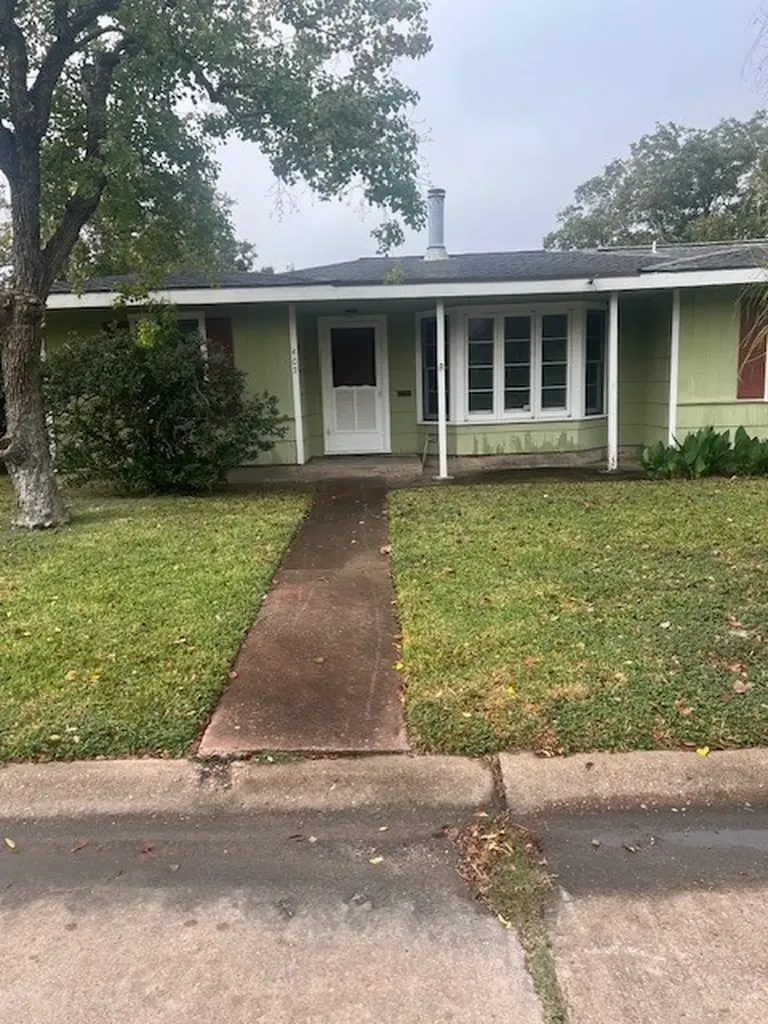 405 19th Street N Texas City TX 77590