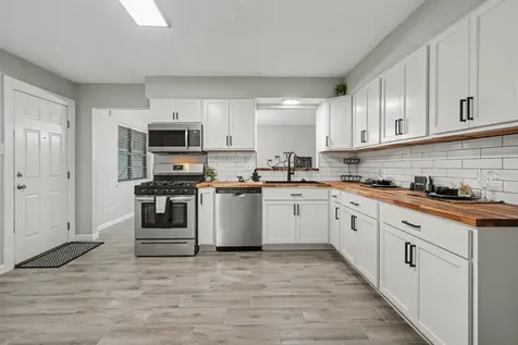 308 San Jacinto Street La Porte TX 77571