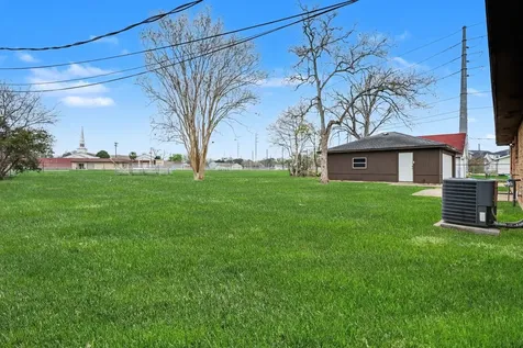 308 San Jacinto Street La Porte TX 77571