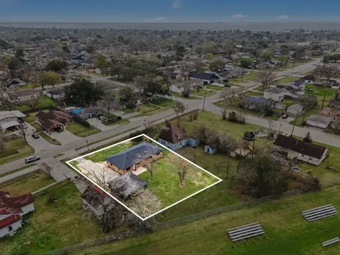 308 San Jacinto Street La Porte TX 77571