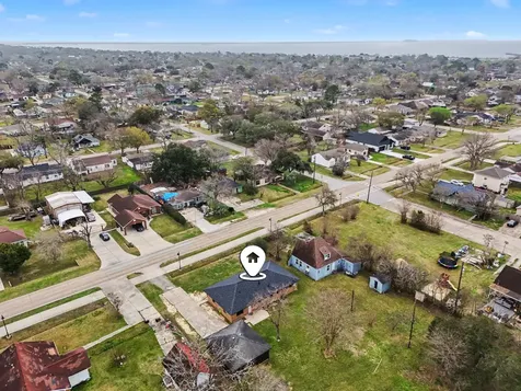 308 San Jacinto Street La Porte TX 77571