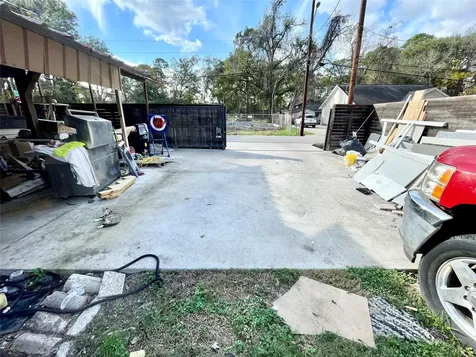 1422 Bland Street Houston TX 77091