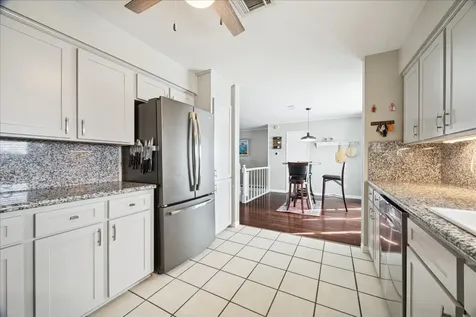 15 S Curlew Street La Marque TX 77568
