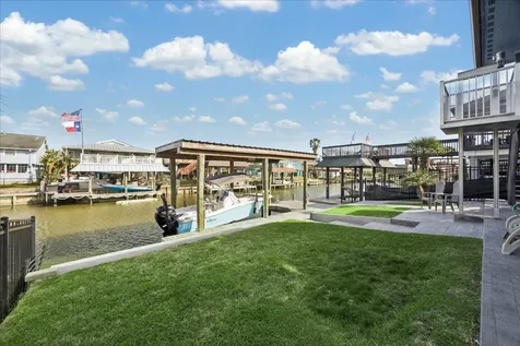 15 S Curlew Street La Marque TX 77568