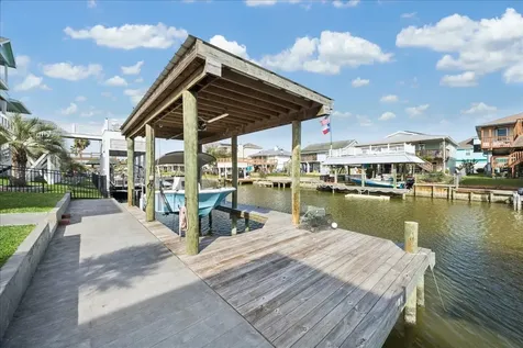 15 S Curlew Street La Marque TX 77568