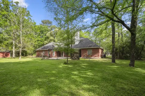 8911 Diamante Drive Magnolia TX 77354