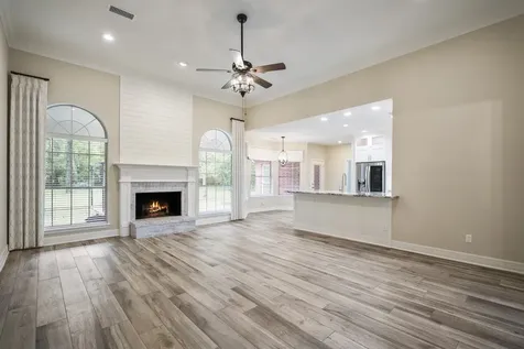 8911 Diamante Drive Magnolia TX 77354