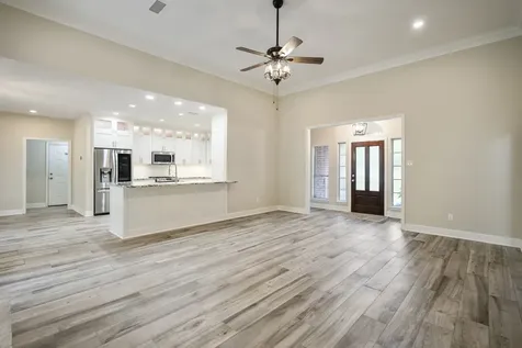 8911 Diamante Drive Magnolia TX 77354