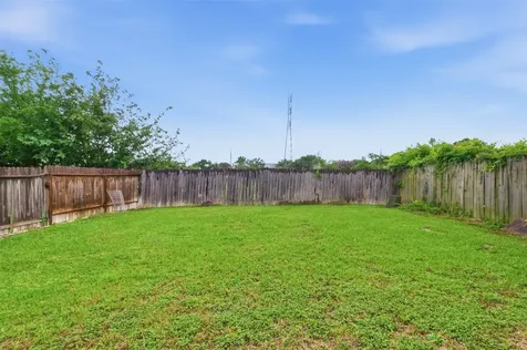 4130 Heritagestone Drive Houston TX 77066