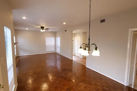 9526 Val Verde Street Houston TX 77063