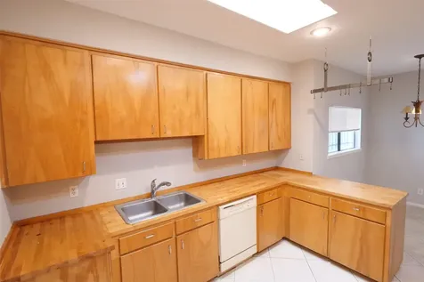 9526 Val Verde Street Houston TX 77063