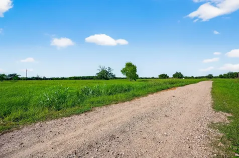 811 County Road 164 Boling TX 77420