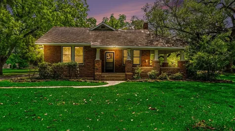 1902 Runneburg Road Crosby TX 77532