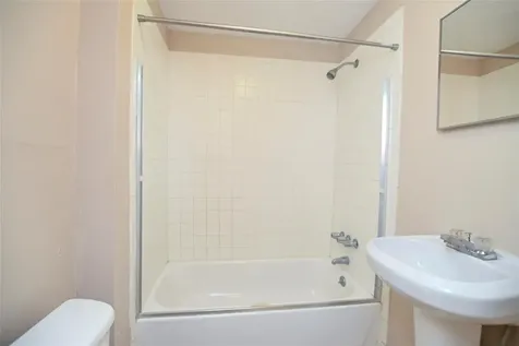 2003 Mcclendon Street 4 Houston TX 77030