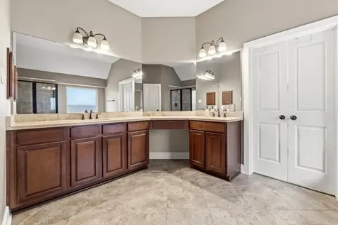 27 N Arrow Canyon Circle The Woodlands TX 77389