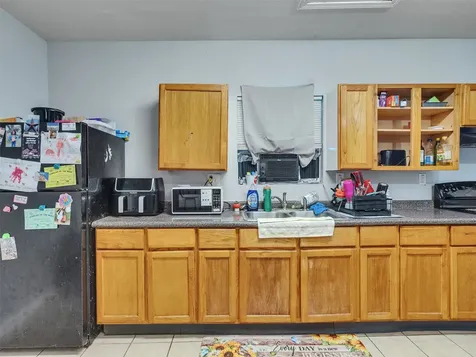 4323 Avenue R 1/2 Galveston TX 77550