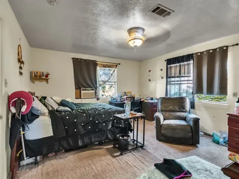 4323 Avenue R 1/2 Galveston TX 77550