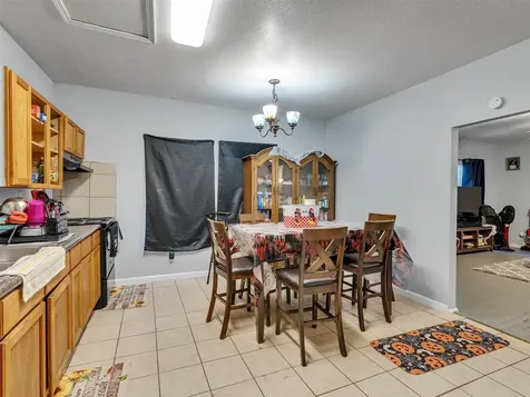 4323 Avenue R 1/2 Galveston TX 77550